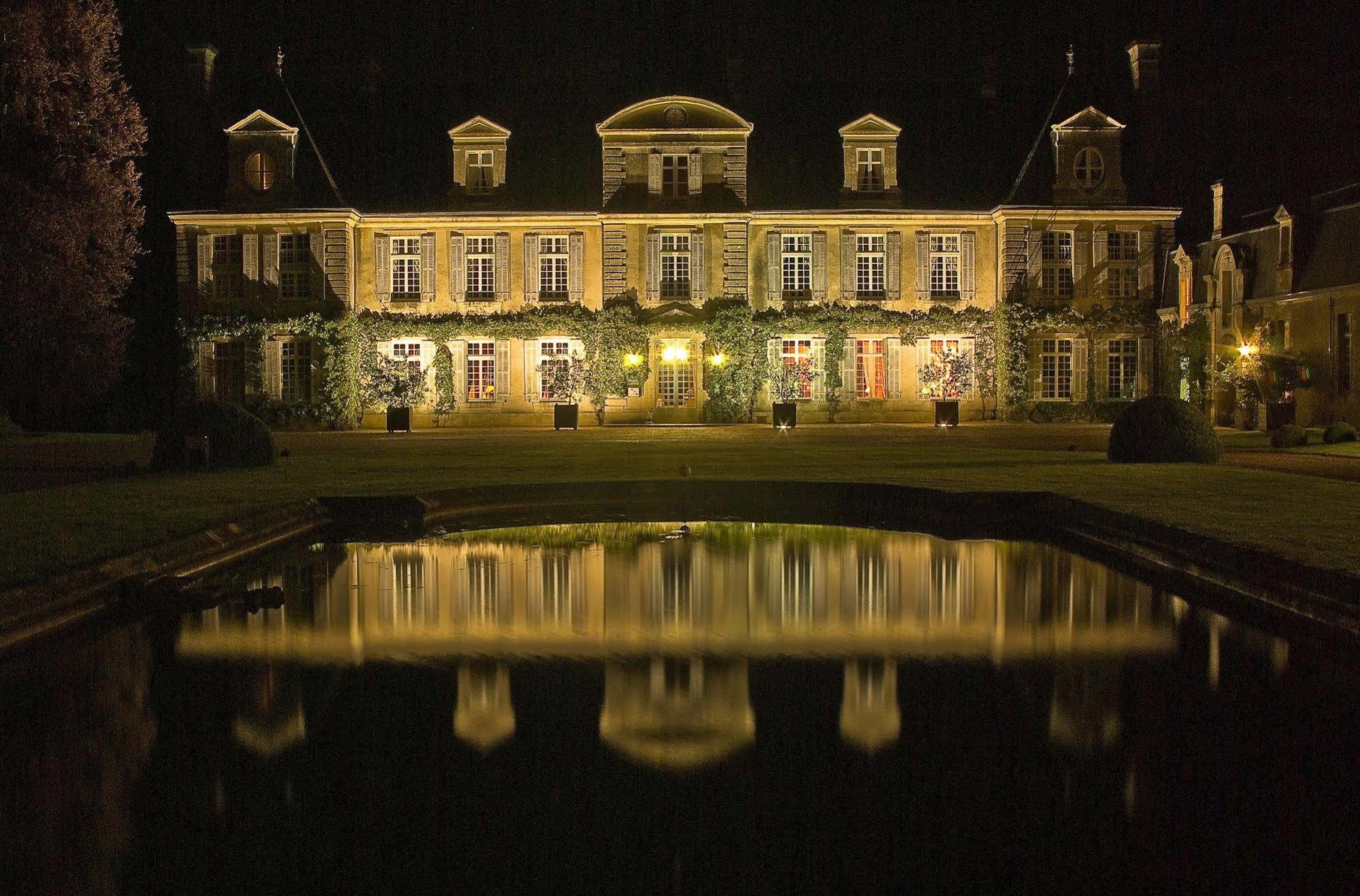 Chateau De Curzay Curzay-sur-Vonne Exterior foto
