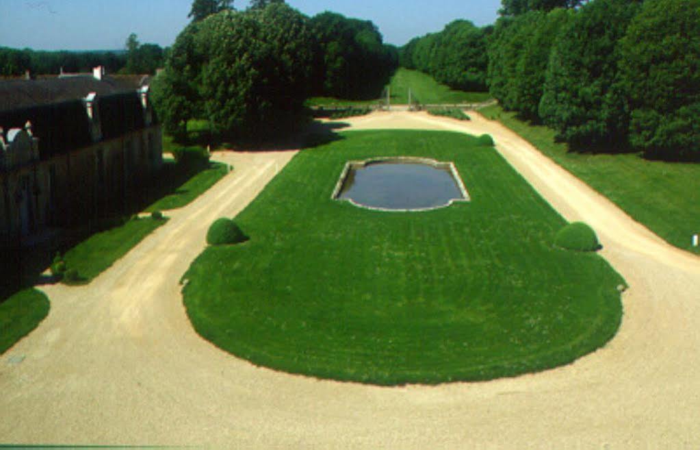 Chateau De Curzay Curzay-sur-Vonne Exterior foto